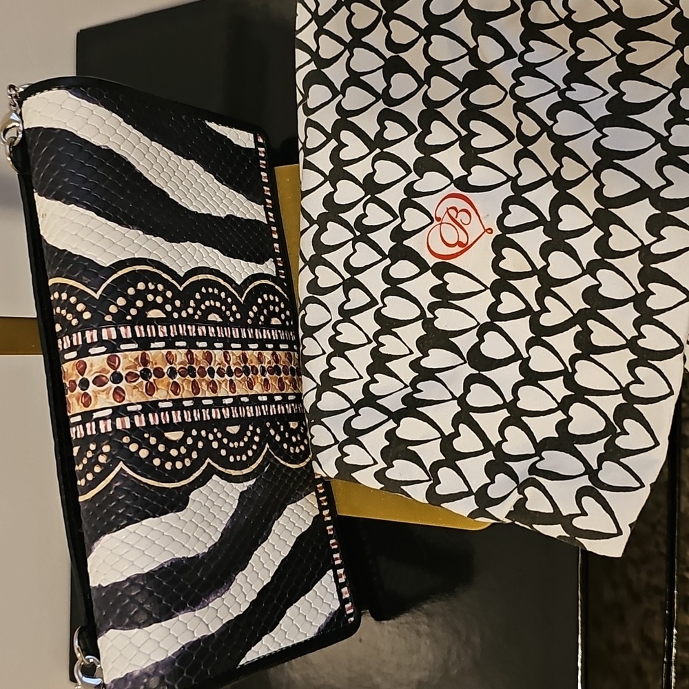 Brighton AFRICA STORIES Rockmore Wallet T35103 NWOT With Dustbag - Picture 8 of 12